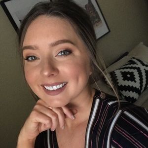 Meet your Posher, Alexandria